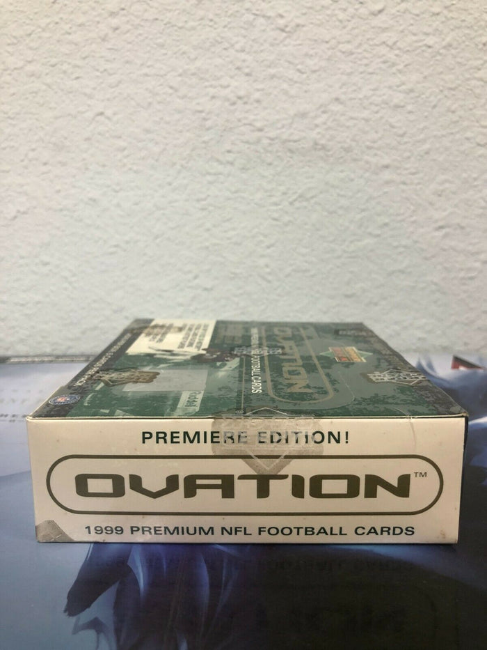1999 UPPER DECK Ovation Premium NFL Football Cards Hobby BOX NEW/SEALED