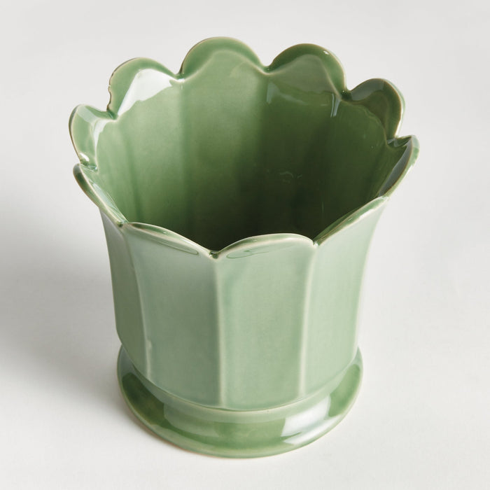 Ascot Celery Green Ceramic Pot - scalloped edge detail