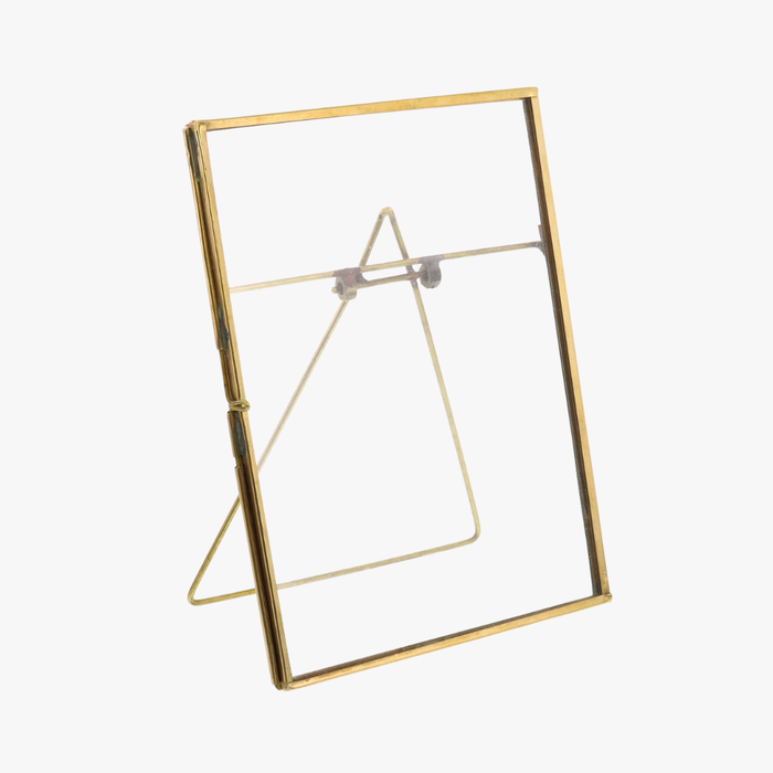 Brass Easel Vertical Frame