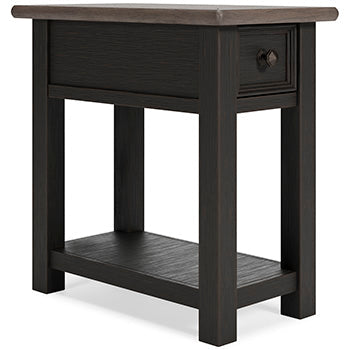 Chair Side End Table Tyler Creek Grayish Brown/Black