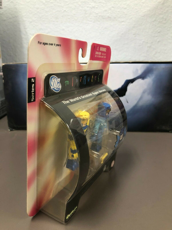 DC Direct Minimates Series 2 BOOSTER GOLD vs BLUE BEETLE Mini Figures