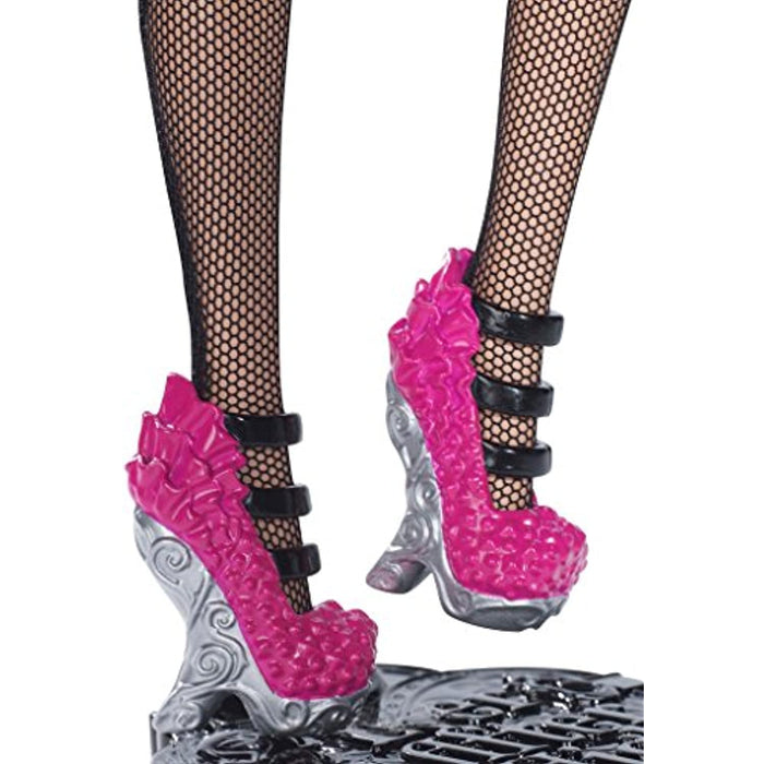 Ever After High BRIAR BEAUTY Hat-Tastic Doll 1st Version NEW