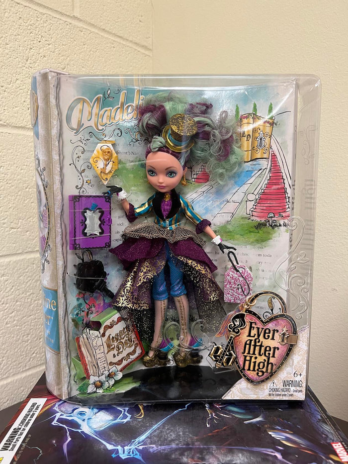 Ever After High Legacy Day MADELINE HATTER Doll NEW