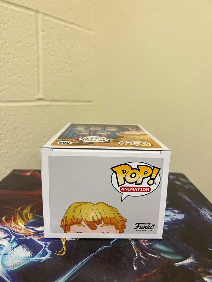 Funko POP! Animation: Demon Slayer ZENITSU AGATSUMA Figure #869 w/ Protector