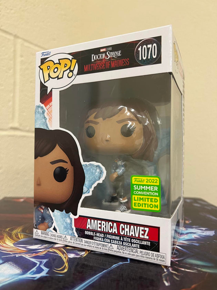 Funko POP! Doctor Strange AMERICA CHAVEZ Summer 2022 Con Exclusive  w/ Protector
