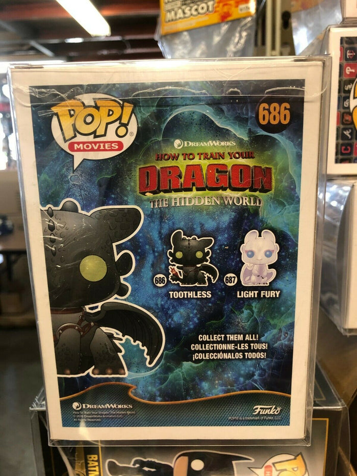Funko POP! Movies: How to Train Your Dragon 3 TOOTHLESS Figure #686 w/ Protector