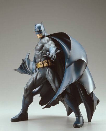 KOTOBUKIYA ARTFX 1/6 scale Pre-Painted PVC Batman Statue Blue Edition