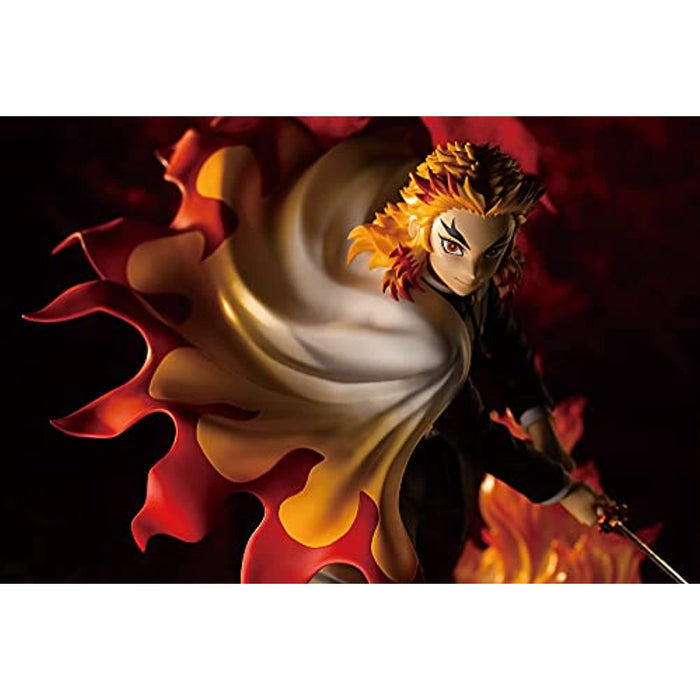 Kotobukiya Demon Slayer: Kimetsu no Yaiba: Kyojuro Rengoku ArtFX J Statue,