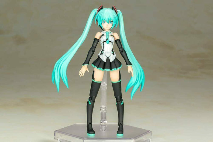 Kotobukiya Hatsune Miku Model 15 cm Plastic Model Kit Frame Arms Girl, Colour