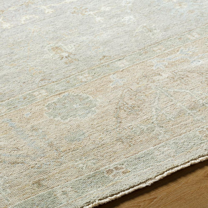 Hand knotted Manon Wool Rug Closeup