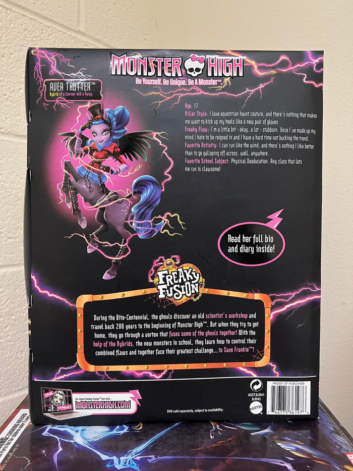 Monster High Freaky Fusion AVEA TROTTER Doll NEW