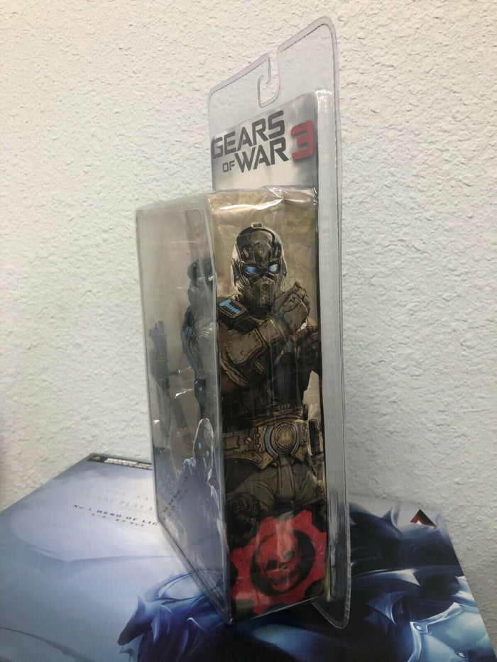NECA Gears of War 3 COG SOLDIER w/ Retro Lancer 7" Action Figure