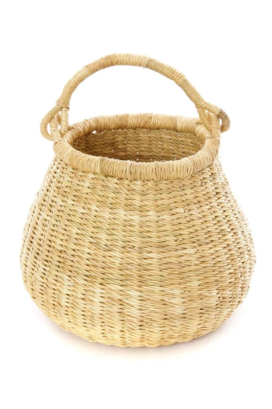 Straw Kettle Basket Tote - swing handle