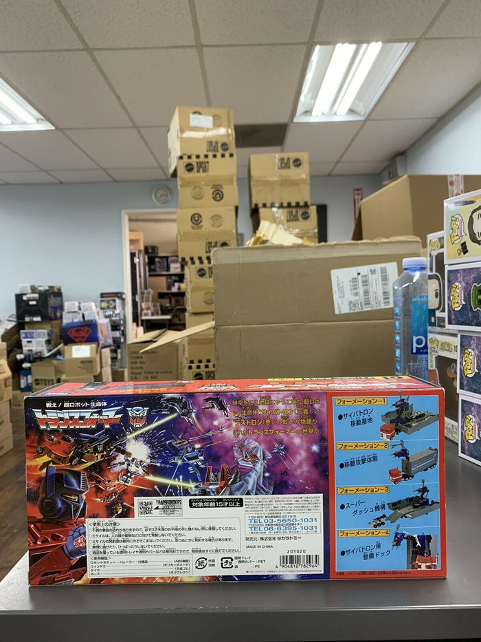 Takara Tomy Encore 01 Optimus Prime SEALED MINT CONDITION